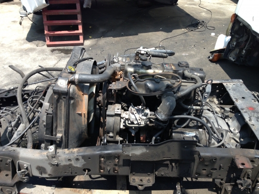 ขายเครื่อง อีซูซุ 4JG. 3,000 cc พร้อมเกียร์