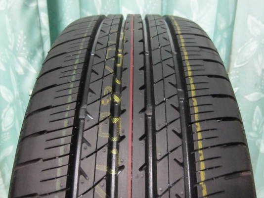 ขายล้อแม็กพร้องยางป้ายแดง TOYOTA VIOS ตัว TOP ขอบ 16 ปี 14 วิ่งมา 20 โล