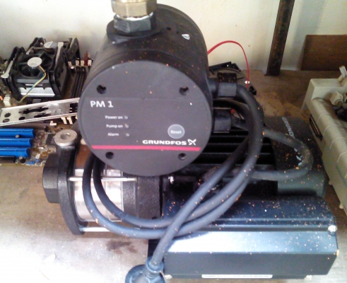 ปั๊มน้ำกรุนด์ฟอส