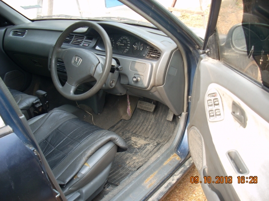 เพิ่งติดฟิล์มมาใหม่รอบคันเลยครับ ลดราคาพิเศษ 34500 ภาษีขาดปี53