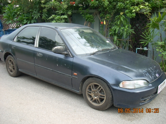 เพิ่งติดฟิล์มมาใหม่รอบคันเลยครับ ลดราคาพิเศษ 34500 ภาษีขาดปี53