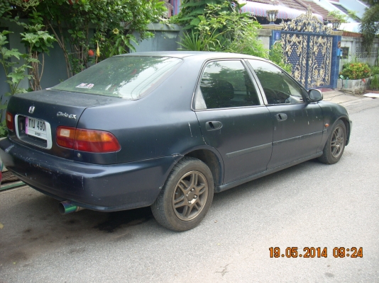 เพิ่งติดฟิล์มมาใหม่รอบคันเลยครับ ลดราคาพิเศษ 34500 ภาษีขาดปี53