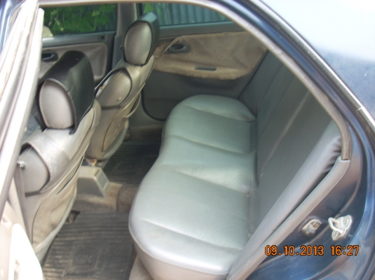 เพิ่งติดฟิล์มมาใหม่รอบคันเลยครับ ลดราคาพิเศษ 34500 ภาษีขาดปี53