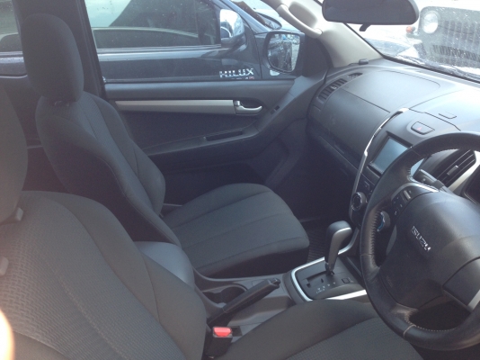 ขาย 2012 ISUZU, 2.5 HI-LANDER สีบอร์น เกียร์ออโต้ ขาย 2012 ISUZU, 2.5 HI-LANDER สีบอร์น เกียร์ออโต้