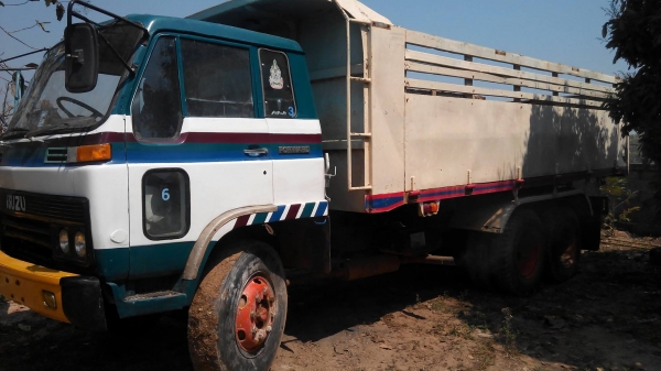 ขายกระบะดั้ม ถอดจาก สิบล้อดั้ม isuzu