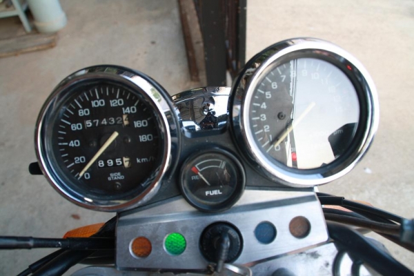 ขาย CB 400 ปี 95 สีสวย เครื่องดี ยางใหม่ สรรพสามิตแท้ 69000