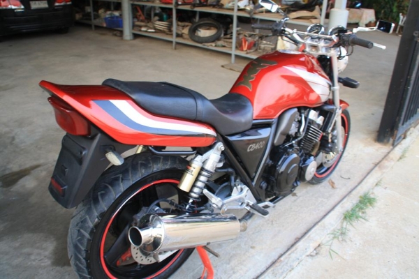 ขาย CB 400 ปี 95 สีสวย เครื่องดี ยางใหม่ สรรพสามิตแท้ 69000