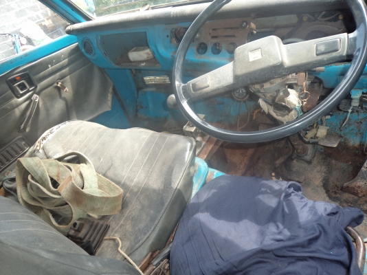 ขาย68000บาท รถ4ล้ออีซูซุเครื่อง85แรง สภาพพร้อมใช้งานคับ เอาไปเข้าสวน..เข้าไร่