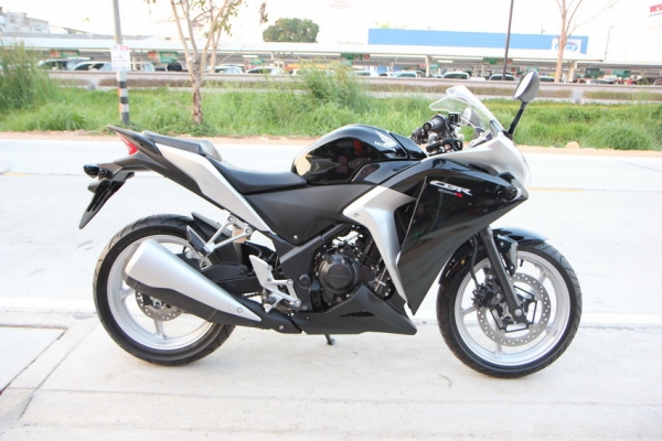 ขาย HONDA CRR250 NO abs รถใหม่ ทะเบียนแท้ โอน
