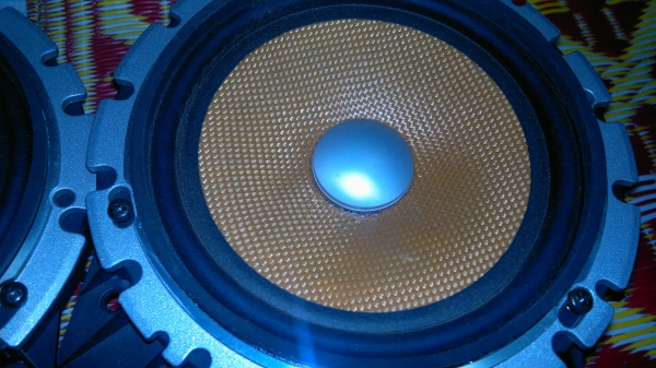 ลำโพงดอก 6(นิ้ว) CARROZZERIA TS-C16C0A แม่เหล็กเหลว ลำโพงดอก 6(นิ้ว) CARROZZERIA TS-C16C0A แม่เหล็กเหลว