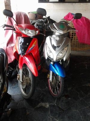 ขายคันละ 9,900 แสมช 6900 เอกสารทะเบียน โอนครบ เครื่องเดิม รถอยู่บางใหญ่ นนทบุรี สนใจโทร 084-3545593 ลองมาขับได้ ขายคันละ 9,900 แสมช 6900 เอกสารทะเบียน โอนครบ เครื่องเดิม รถอยู่บางใหญ่ นนทบุรี สนใจโทร 084-3545593 ลองมาขับได้