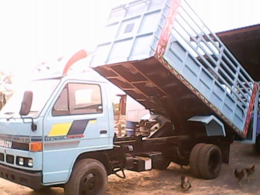 รถ ISUZU  110  ดั๊มเกษตร  เครื่องดี  ครัชชีดี  สภาพพร้อมใช้งาน