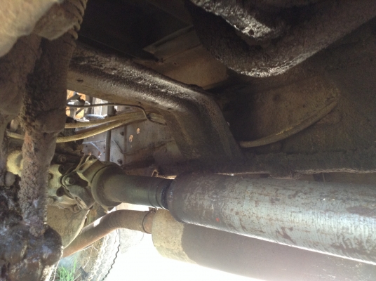 ขาย 6 ล้อดั้มยาง 900 ISUZU JCM เครื่อง+เกียร์ EH300 150 HP เฟืองท้าย FUSO พวงมาลัยพาวเวอร์ ชุดโอนครบพร้อมโอน ราคาต่อรองได้