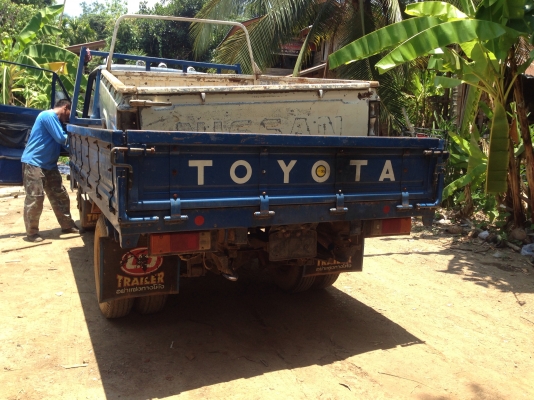 ขาย6ล้อโตต้าไดน่า