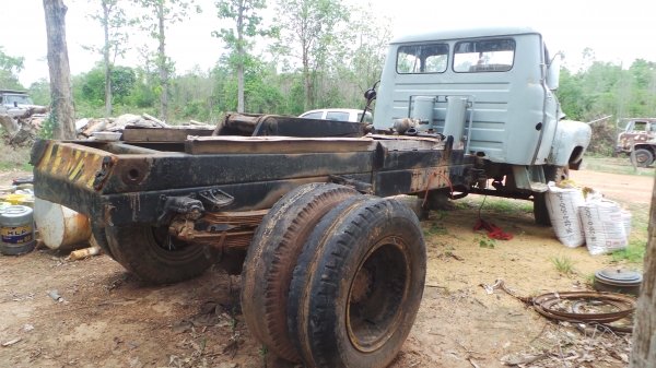 ISUZU หกล้อ หัวยาว ตามสภาพ สนใจสอบถามรายละเอียดได้ที่ 084-9160227 090-3434058