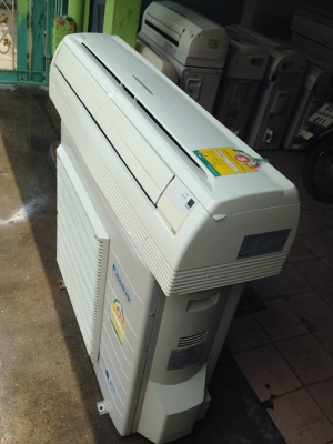 **** ขายแอร์ DAIKIN 18000 BTU สภาพสวย **** **** ขายแอร์ DAIKIN 18000 BTU สภาพสวย ****