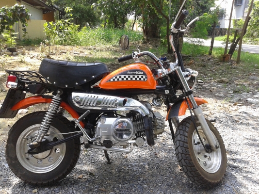 New มินิ โมโม 125 cc ปี2011 วิ่ง 2 พันโลรถสวยมาก New มินิ โมโม 125 cc ปี2011 วิ่ง 2 พันโลรถสวยมาก