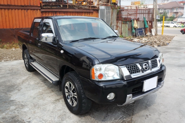 NISAAN FRONTIER 4ประตู ปี 2005 เครื่อง 3.0 ZDi ตัว TOP สุด รถสวย เครื่องเดิมๆวิ่งดี เกียร์ ช่วงล่างปกติ มีชุดแต่ง ล้อMAXแต่ง เบาะหนัง แอร์เย็น ภายในสภาพสวย สีสวย รถพร้อมใช้งาน จัดไฟแนนได้