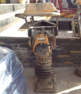 เครื่องตบดิน  ROBIN   MAIWA  เก่าญี่ปุ่น