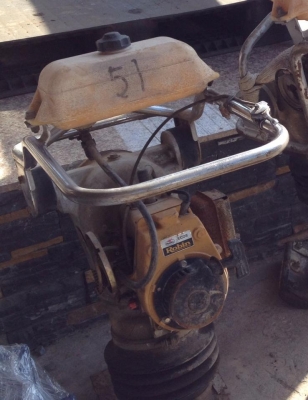 เครื่องตบดิน  ROBIN   MAIWA  เก่าญี่ปุ่น