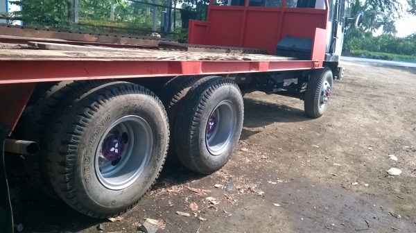 ขาย 10 ล้อ มิซซู 6 เกียร์เครื่อง 6 D 16 สแหลกเฉียง หางปลา ขึ้นแมคโค 200 ได้ หางต่อใหม่ ป้ายเหลือง ทะเบียน 2557