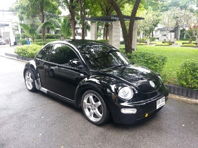 โฟค ปี01 เครื่อง2.0 รถบ้าน สีดำ ออโต้ รถออกยนตกิจ