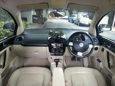 โฟค ปี01 เครื่อง2.0 รถบ้าน สีดำ ออโต้ รถออกยนตกิจ