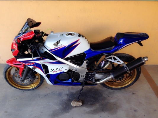 ขาย VFR400nc30  เครื่องดีขึ้นเหนือลงใต้สบาย ทะเบียนโอนภาษีเต็ม 89,000. รถอยู่สุพรรณครับ. สนใจสอบถามได้ครับ. 092-6429114. ติดต่อได้24ซม.คุยง่ายๆต่อรองได้ครับ