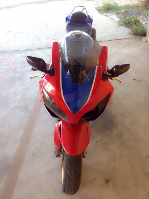 ขาย VFR400nc30  เครื่องดีขึ้นเหนือลงใต้สบาย ทะเบียนโอนภาษีเต็ม 89,000. รถอยู่สุพรรณครับ. สนใจสอบถามได้ครับ. 092-6429114. ติดต่อได้24ซม.คุยง่ายๆต่อรองได้ครับ