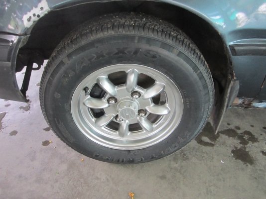 ขายรถเก๋ง mitsubishi  champ สภาพเยี่ยม เครื่องดี ติดแก๊ส  lpg เรียบร้อย