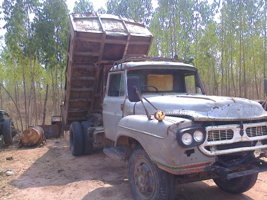 รถหกล้อ ISUZU หัวยาว ดั้ม สภาพพร้อมใช้งาน สนใจสอบถามรายละเอียดได้ ที่ โทร 084