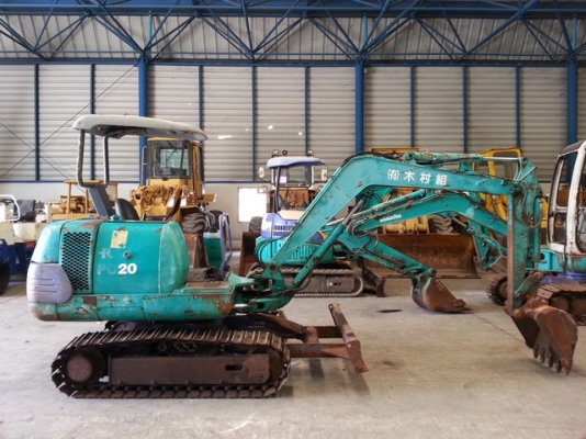 KOMATSU PC20-7E 42896