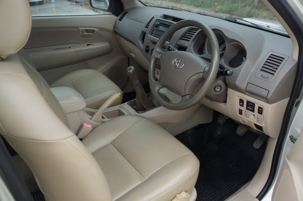 TOYOTA VIGO CAB ปี 2007 รถสวย เครื่องเดิมๆวิ่งดี ช่วงล่างแน่น ล้อMAX เบาะหนัง แอร์เย็น สีสวย ภายในสภาพสวย พร้อมใช้งาน จัดไฟแนนได้ TOYOTA VIGO CAB ปี 2007 รถสวย เครื่องเดิมๆวิ่งดี ช่วงล่างแน่น ล้อMAX เบาะหนัง แอร์เย็น สีสวย ภายในสภาพสวย พร้อมใช้งาน จัดไฟแนนได้