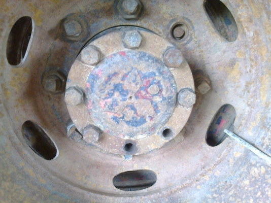 หกล้อ ดั้ม MITSUBISHI สนใจติดต่อรายละเอียดได้ที่ คุณแจ๊ค 084-9160224 090-3494085