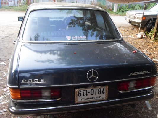 ขาย BENZ 230E W123