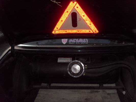 ขาย BENZ 230E W123