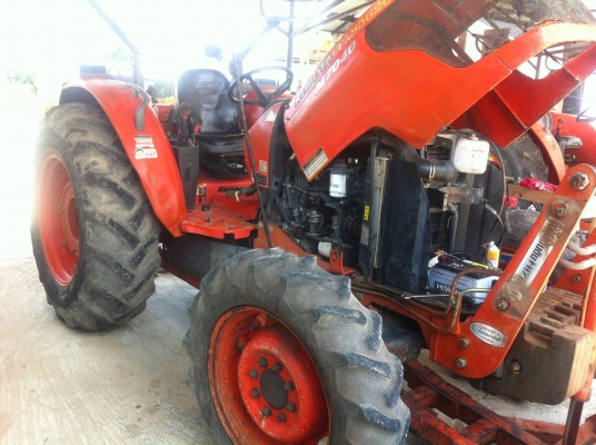 ขายถูกครับเดิมทั้งคันราคา450000บาทครับพร้อมผาน1ชิ้น