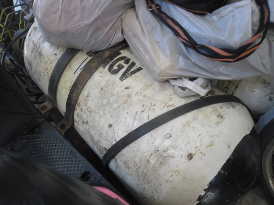 ชุดหัวฉีด NGV 6 สูบ BRC ถัง 100 ลิตร(อ้วนสั้น)