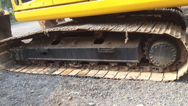 ขายรถแบ็คโฮ KOMATSU PC 200-8 ซีเรียล 80,xxx ไมล์ชั่วโมง 13,xxx ปี 2006 ขายรถแบ็คโฮ KOMATSU PC 200-8 ซีเรียล 80,xxx ไมล์ชั่วโมง 13,xxx ปี 2006