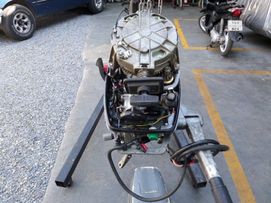 เครื่องเรือ SUZUKI 25 แรง นำเข้าจากญี่ปุ่น