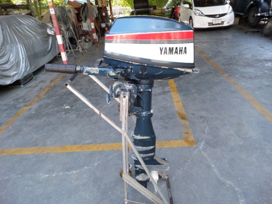 เครื่องเรือYAMAHA  6 แรง 2 จังหวะ สภาพเก่าเก็บญี่ปุ่น
