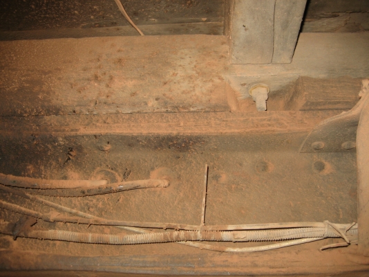 หัวยาว 6BD1  165 แรง  สโลกลาง  2 เพลา ทะเบียนเต็ม 305,000 บาท