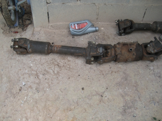 หัวยาว 6BD1  165 แรง  สโลกลาง  2 เพลา ทะเบียนเต็ม 305,000 บาท