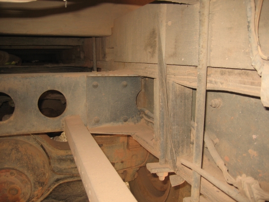 หัวยาว 6BD1  165 แรง  สโลกลาง  2 เพลา ทะเบียนเต็ม 305,000 บาท