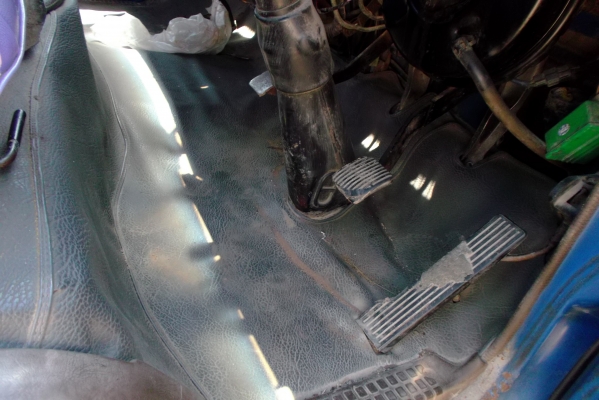 ขายด่วนรถ6ล้อTOYOTAเครือง115แรงม้า3ใบปัตปี31