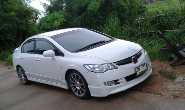 ขาย Honda civic 2008 สีขาว ตัว TOP พร้อมใช้งาน แม็ค 17 นิ้ว