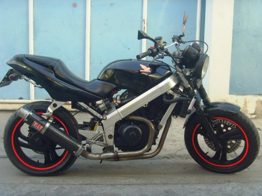 ร้อนเงิน ขายด่วน Honda bros650cc ปี94 ทะเบียนแท้พร้อมโอน ภาษีไม่ขาดต่อ 62000