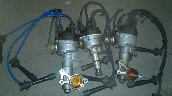 จานจ่าย F6A เครื่องสามสูบ