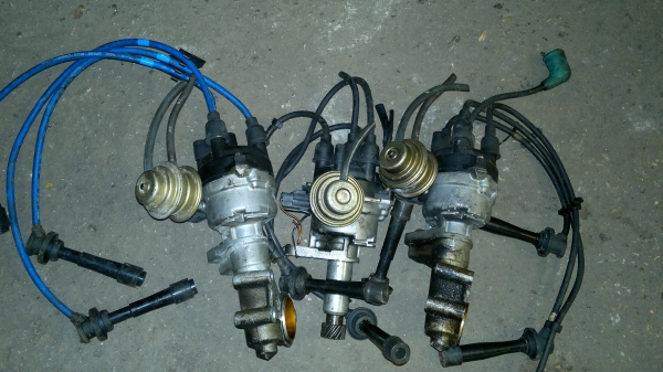 จานจ่าย F6A เครื่องสามสูบ