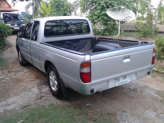ขายรถ Ford Ranger 2.5 Cab รถบ้าน สภาพพร้อมใช้ครับ ขายรถ Ford Ranger 2.5 Cab รถบ้าน สภาพพร้อมใช้ครับ